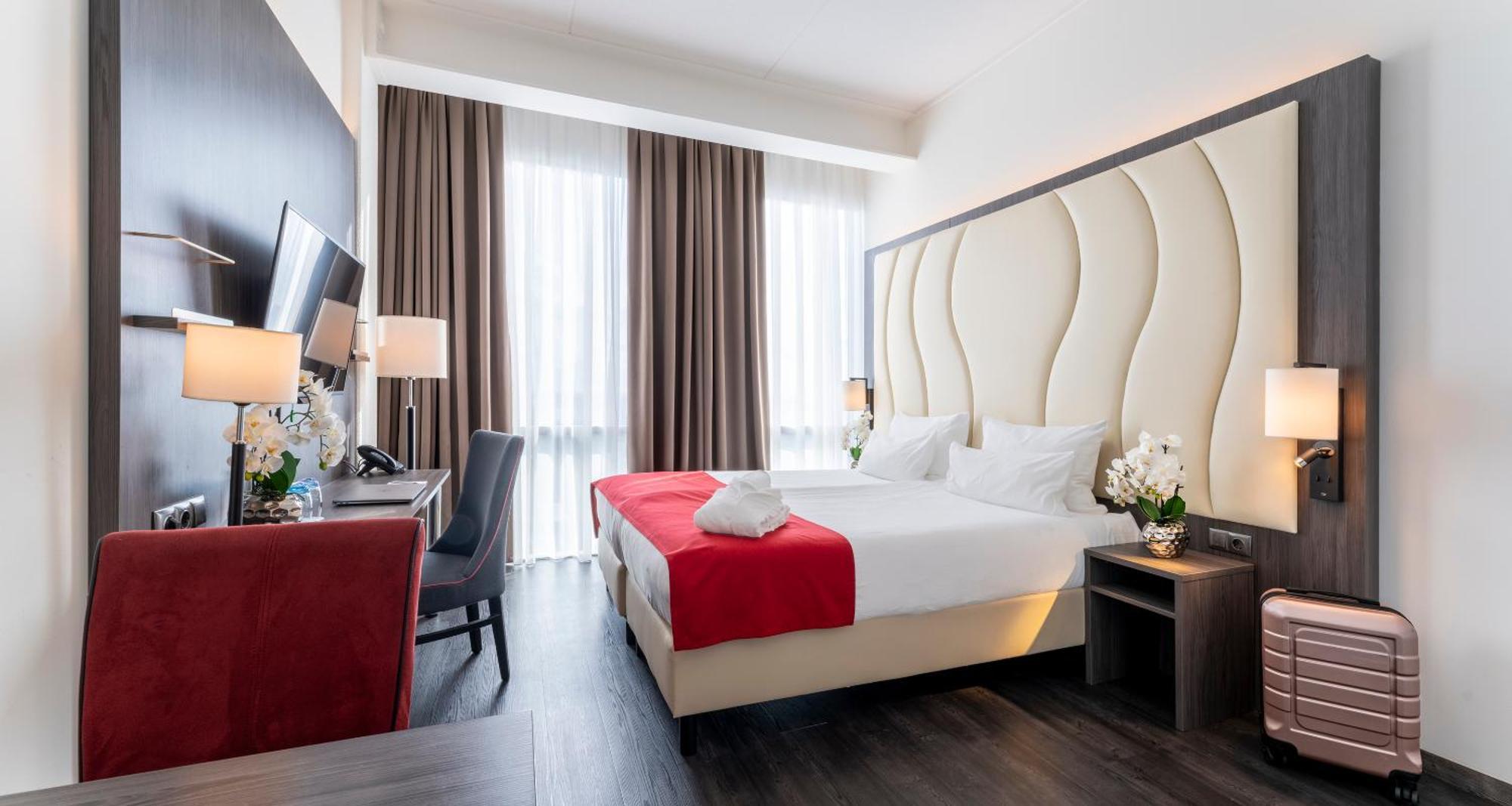 Plaza Premium Алмере Номер фото