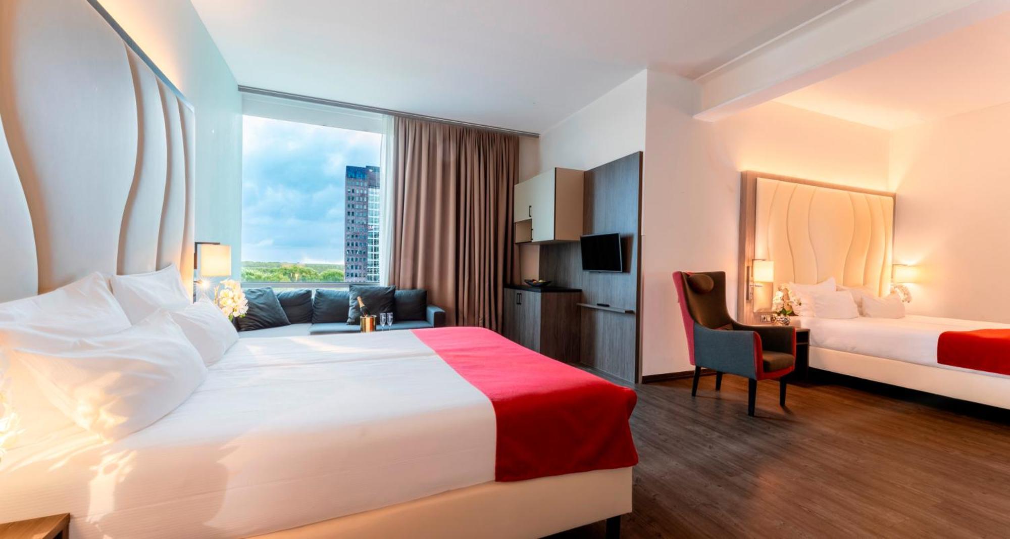 Plaza Premium Алмере Экстерьер фото